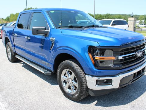 Used 2025 Ford F150 XLT w/ Equipment Group 301A Standard AWD/4WD image 4