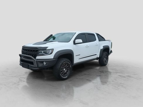 Used 2019 Chevrolet Colorado ZR2 w/ Colorado ZR2 Bison Edition AWD/4WD image 4