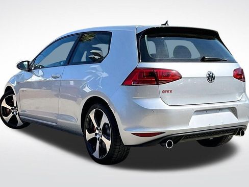Used 2016 Volkswagen GTI SE w/ Driver Assistance Package FWD image 13