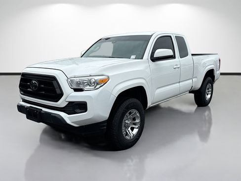 Used 2022 Toyota Tacoma SR AWD/4WD image 7