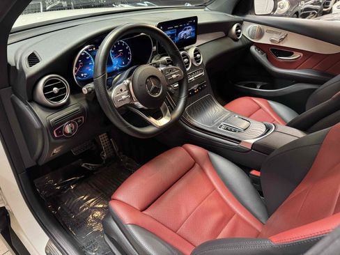 Used 2021 Mercedes-Benz GLC 300 image 5