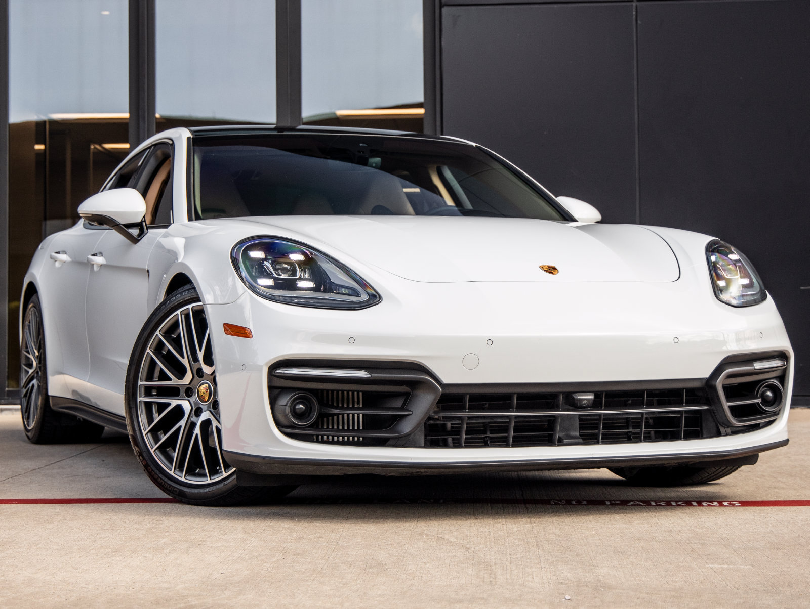 Certified 2023 Porsche Panamera Platinum Edition RWD image 6