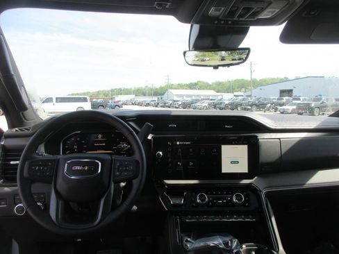 New 2026 GMC Sierra 2500 AT4X AWD/4WD image 17