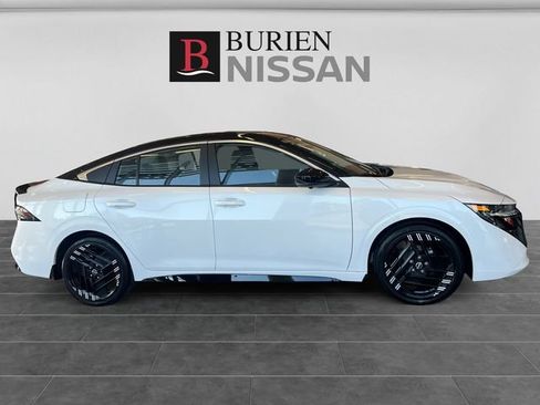 New 2026 Nissan Sentra SR w/ SR Premium Package FWD image 6