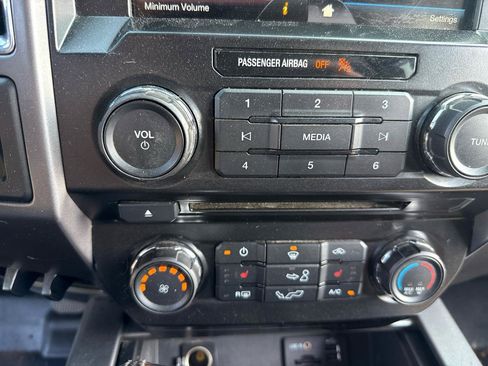Used 2015 Ford F150 XLT w/ Equipment Group 302A Luxury AWD/4WD image 15