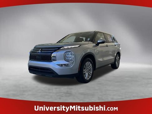 Used 2024 Mitsubishi Outlander ES FWD image 1