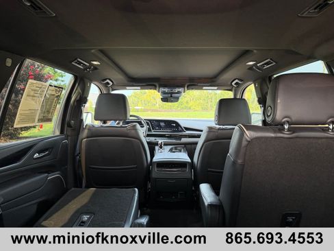 Used 2024 Cadillac Escalade Sport AWD/4WD image 19