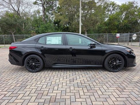 New 2026 Toyota Camry SE image 12