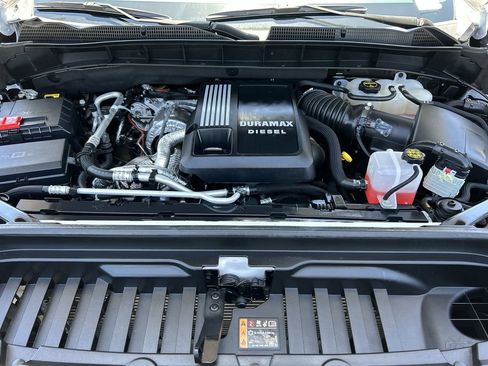 Used 2024 GMC Sierra 1500 AT4 w/ Technology Package AWD/4WD image 29
