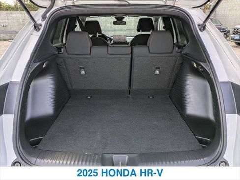 Certified 2025 Honda HR-V Sport image 23