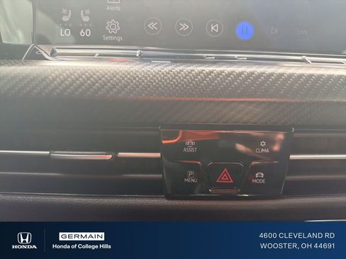 Used 2023 Volkswagen Golf 20th Anniversary Edition AWD/4WD image 25