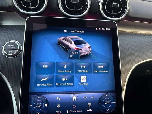 Used 2025 Mercedes-Benz C 300 4MATIC Sedan image 26