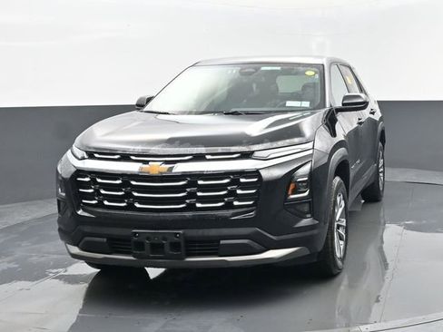 Used 2025 Chevrolet Equinox LT AWD/4WD image 24