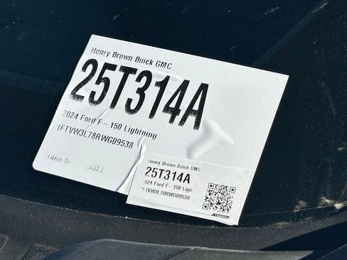 Used 2024 Ford F150 Lightning Flash image 3