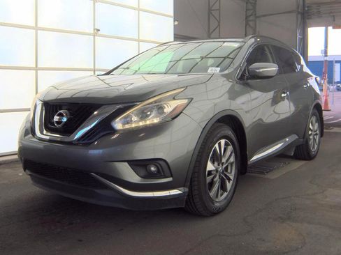 Used 2015 Nissan Murano SV w/ Premium Package image 14