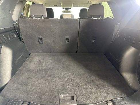 Used 2021 Ford Escape SE image 25