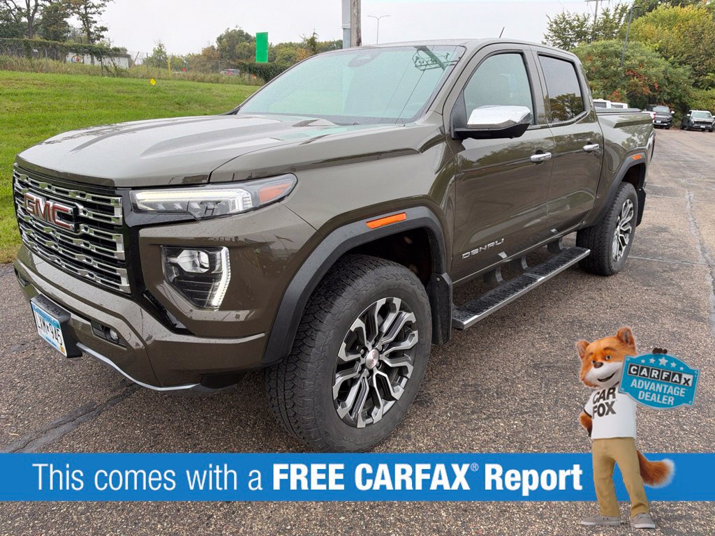 Used 2023 GMC Canyon Denali AWD/4WD image 2