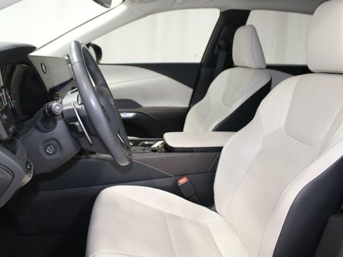 Used 2024 Lexus RX 350 FWD w/ Technology Package image 16