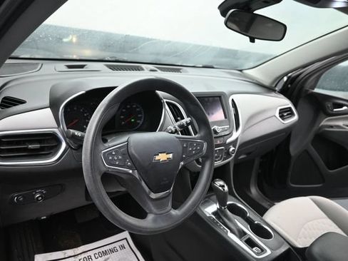 Used 2021 Chevrolet Equinox LS w/ LS Convenience Package FWD image 14