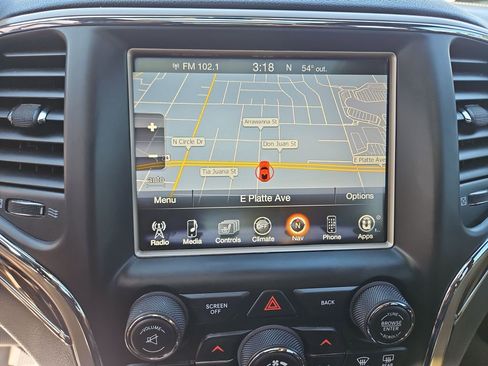 Used 2015 Jeep Grand Cherokee Overland image 19