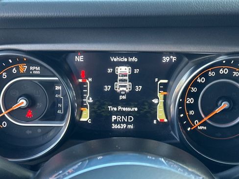 Used 2021 Jeep Wrangler Unlimited Sahara image 29