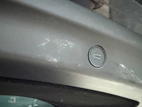 Used 2021 Tesla Model Y 2WD image 13