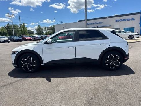 Used 2023 Hyundai Ioniq 5 SEL w/ Cargo Package AWD/4WD image 17