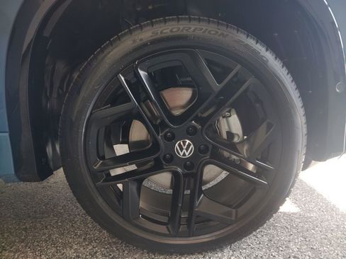 New 2026 Volkswagen Tiguan SE R-Line AWD/4WD image 26