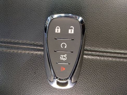 Used 2023 Chevrolet Malibu LT FWD image 32