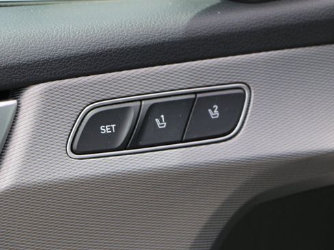 Used 2022 Hyundai Palisade SEL w/ 8P Bench Seat Package FWD image 18