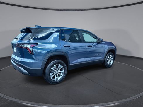 New 2026 Chevrolet Equinox LT FWD image 8