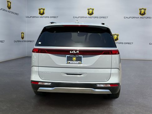 Used 2024 Kia Carnival SX Prestige FWD image 6