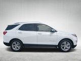 Used 2020 Chevrolet Equinox Premier image 2