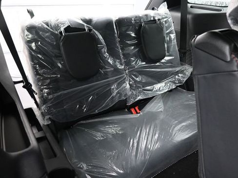 New 2026 Ford Explorer ST-Line w/ ST-Line Street Pack image 9