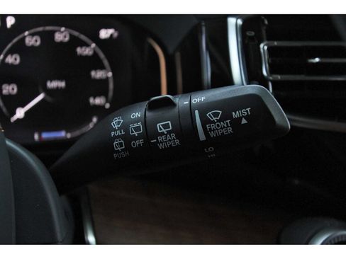 Used 2023 Jeep Grand Wagoneer Series II w/ Premium Group II AWD/4WD image 19
