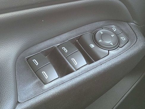 Used 2019 Chevrolet Equinox LT AWD/4WD image 25