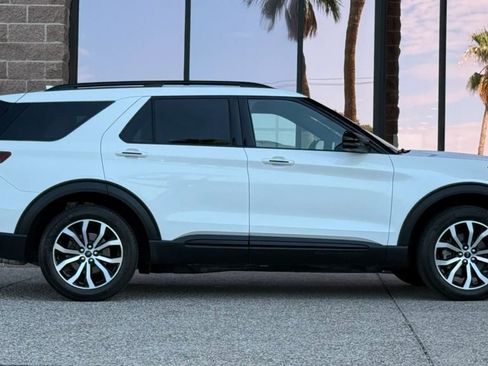 Used 2020 Ford Explorer ST w/ Premium Technology Package AWD/4WD image 15
