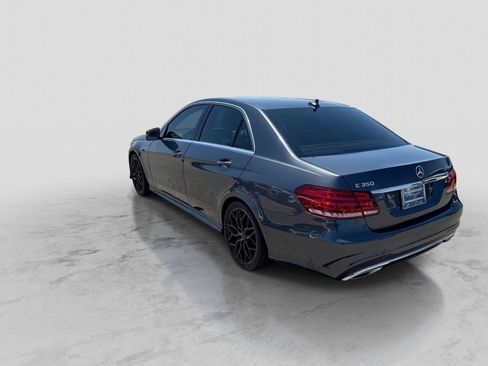 Used 2014 Mercedes-Benz E 350 4MATIC Sedan image 4