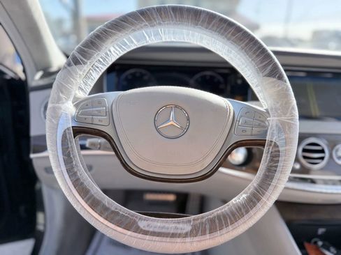Used 2015 Mercedes-Benz S 550 Sedan image 39