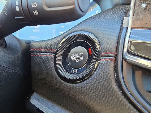 Used 2022 Jeep Compass Trailhawk image 32