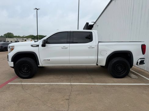 Used 2020 GMC Sierra 1500 AT4 w/ AT4 Premium Package AWD/4WD image 3