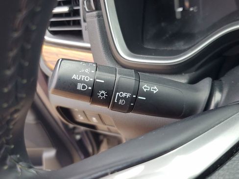 Used 2018 Honda CR-V EX-L image 29