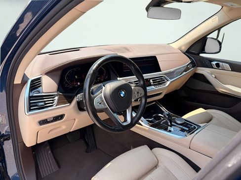 Used 2019 BMW X7 xDrive40i w/ Premium Package AWD/4WD image 11