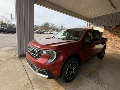New 2026 Ford Maverick Lariat w/ 4K Tow Package AWD/4WD image 8