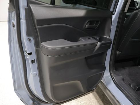 Used 2025 Honda Ridgeline Sport image 19