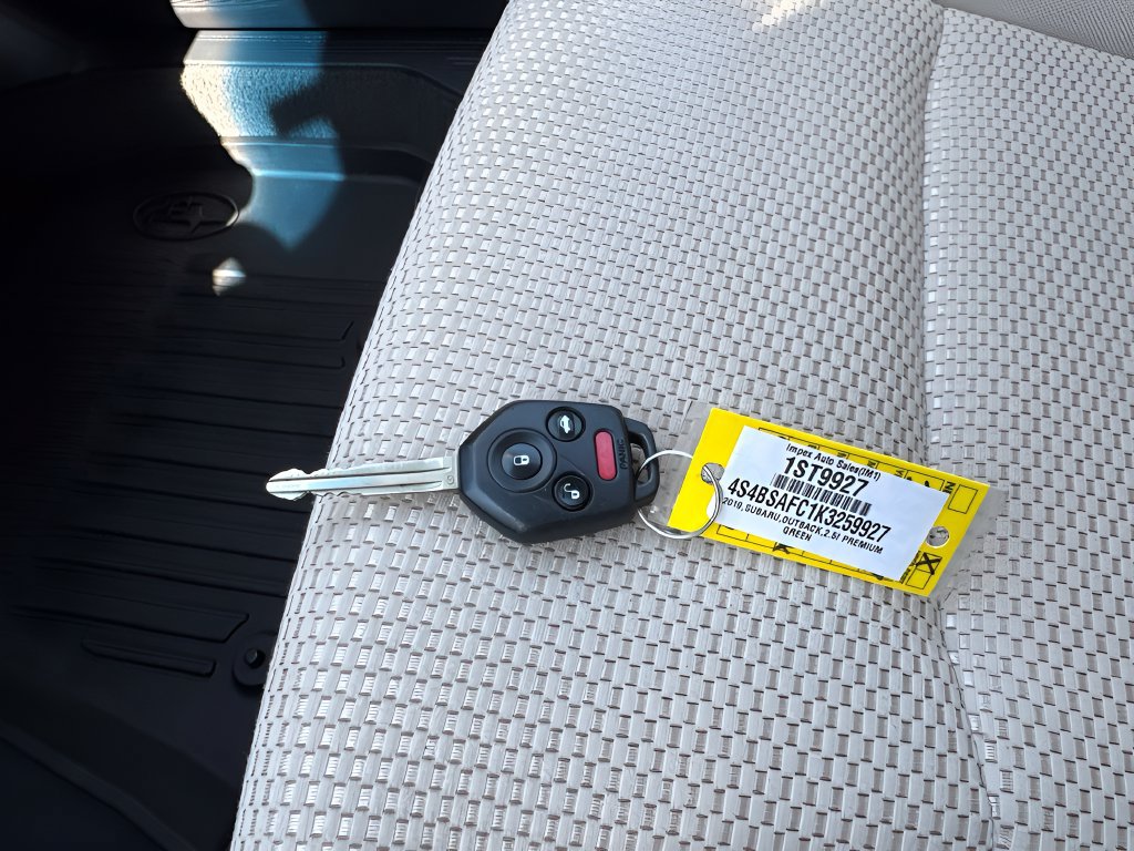 Used 2019 Subaru Outback 2.5i Premium AWD/4WD image 29