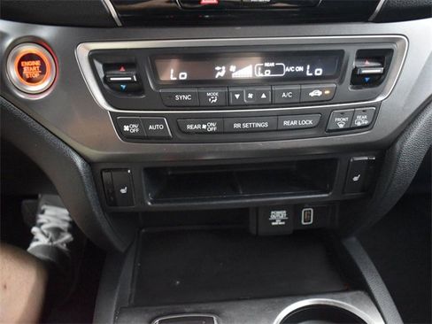 Used 2022 Honda Pilot Sport image 15