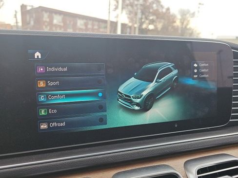 Certified 2025 Mercedes-Benz GLE 350 4MATIC image 31