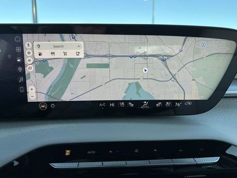 Used 2025 Buick Enclave Avenir w/ Trailering Package, 5000 lbs. image 14