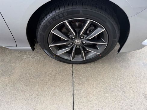 Used 2021 Honda Accord EX-L image 38